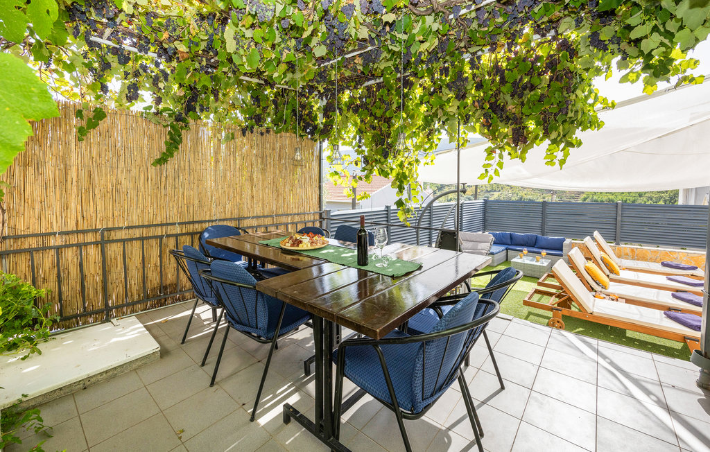 Semesterhus - Omis-Tugare , Kroatien - CDF651 12