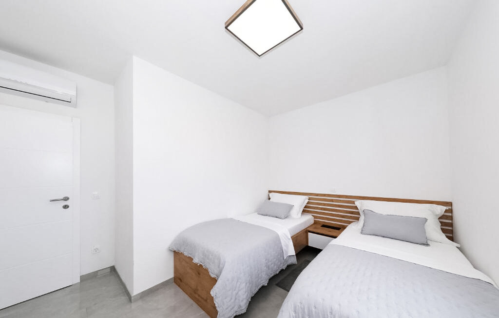 Domy wakacyjne - Vir , Chorwacja - CDI849 24