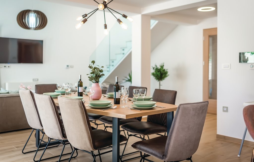 Semesterhus - Sibenik-Pirovac , Kroatien - CDJ655 24