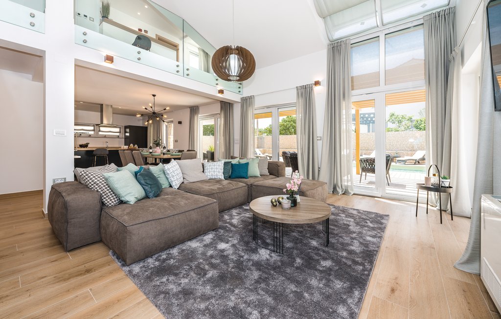 Semesterhus - Sibenik-Pirovac , Kroatien - CDJ655 21