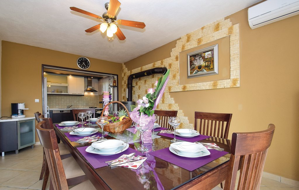 Ferienhaus - Sibenik-Unesic , Kroatien - CDJ005 6