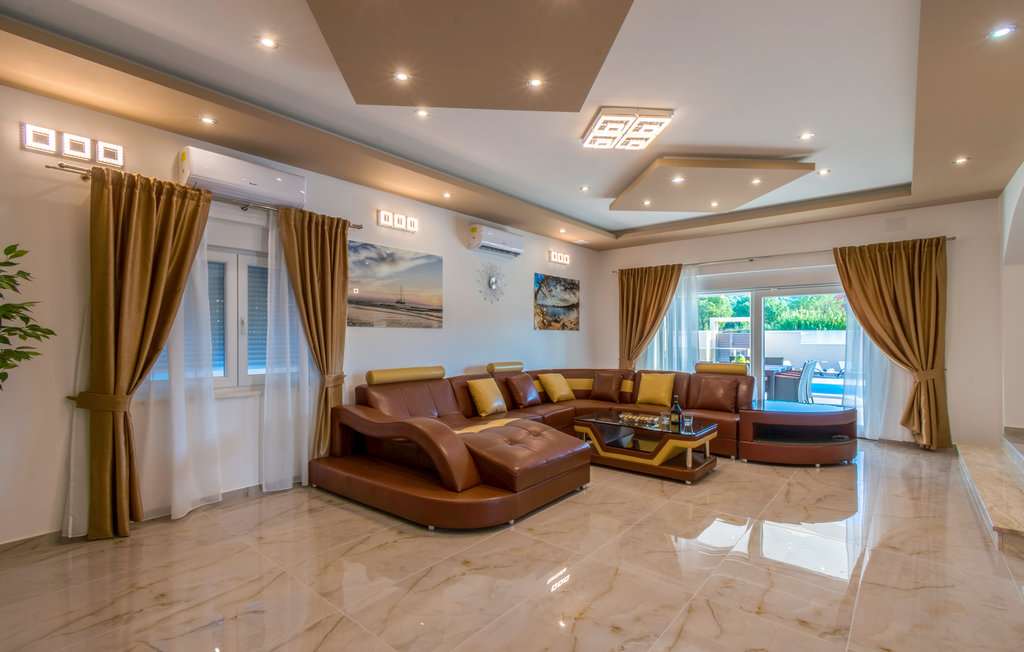 Ferienhaus - Sibenik-Dubrava , Kroatien - CDJ683 2