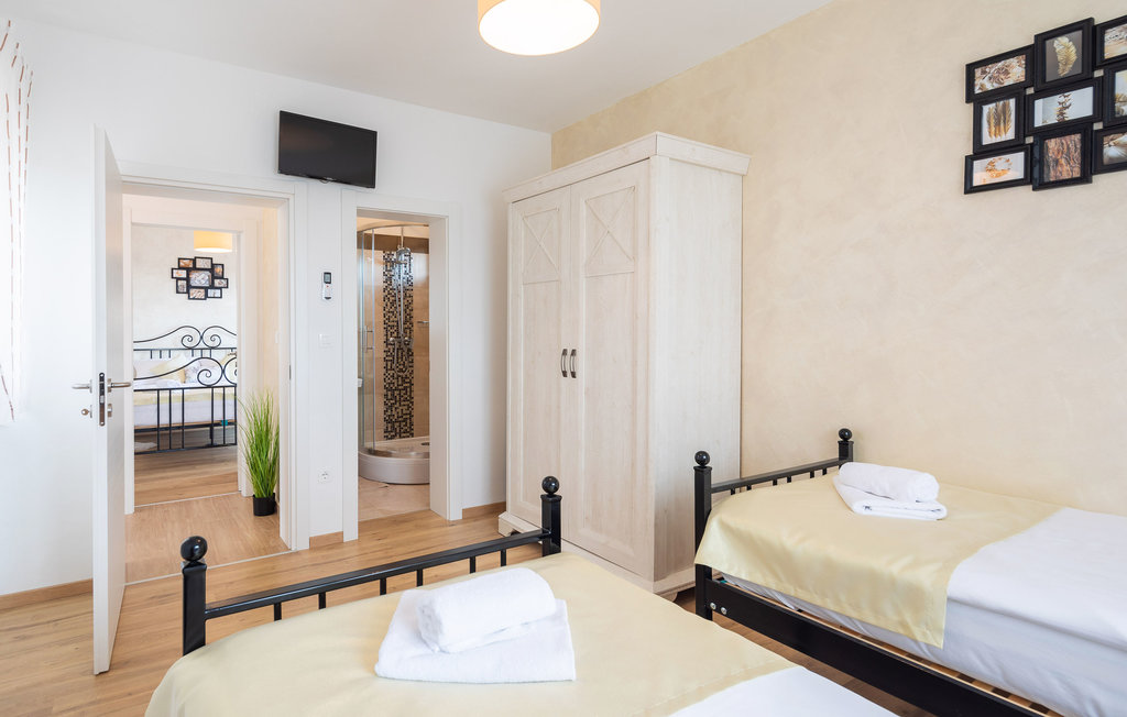 Ferienhaus - Drnis-Kljuc , Kroatien - CDJ744 27