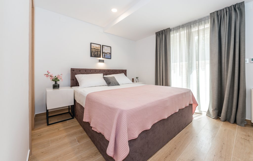 Semesterhus - Sibenik-Pirovac , Kroatien - CDJ655 35