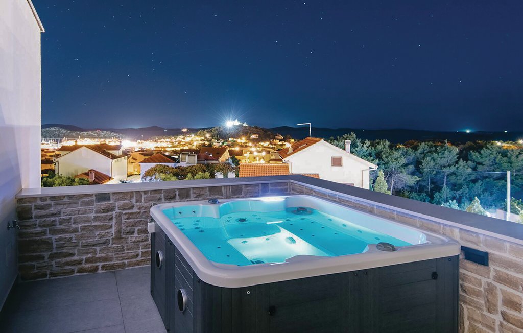 Feriehuse - Vodice-Tribunj , Kroatien - CDJ336 5