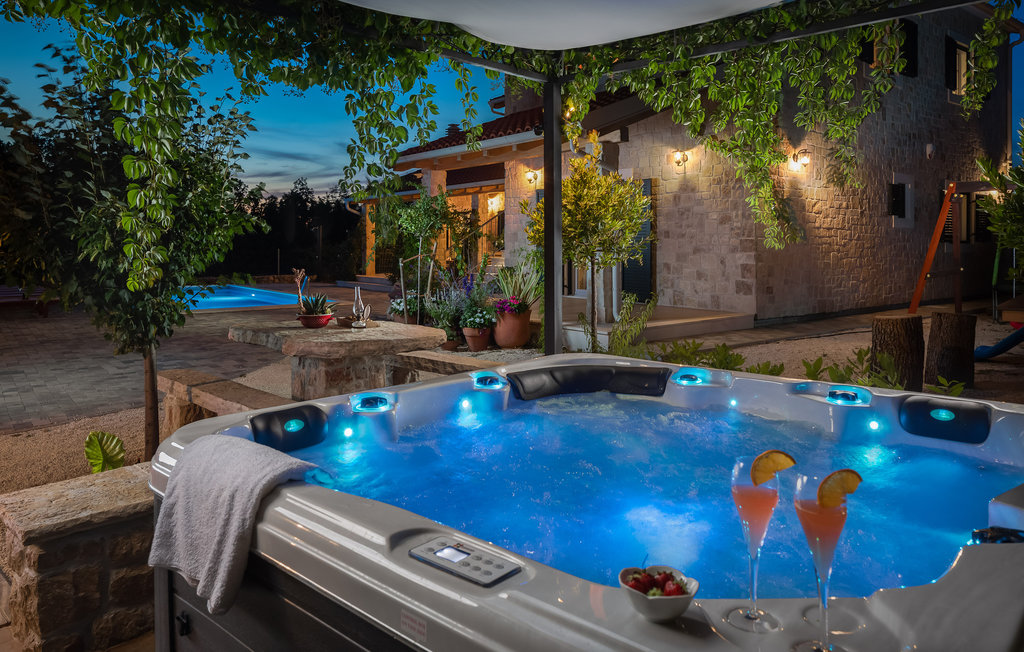 Ferienhaus - Sibenik-Pakovo Selo , Kroatien - CDJ649 15