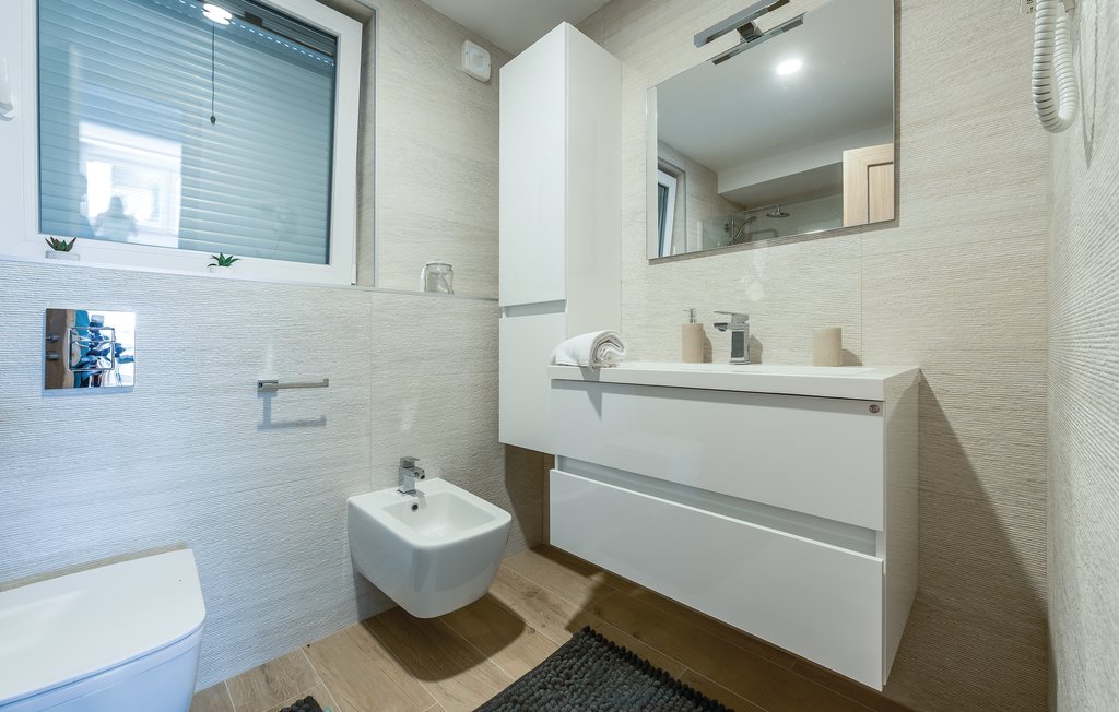 Semesterhus - Sibenik-Pirovac , Kroatien - CDJ655 40