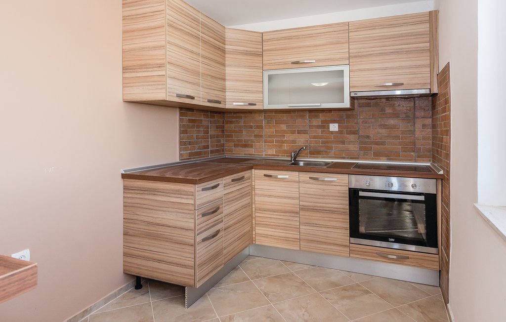 Feriehuse - Sibenik-Donje Polje , Kroatien - CDJ639 9