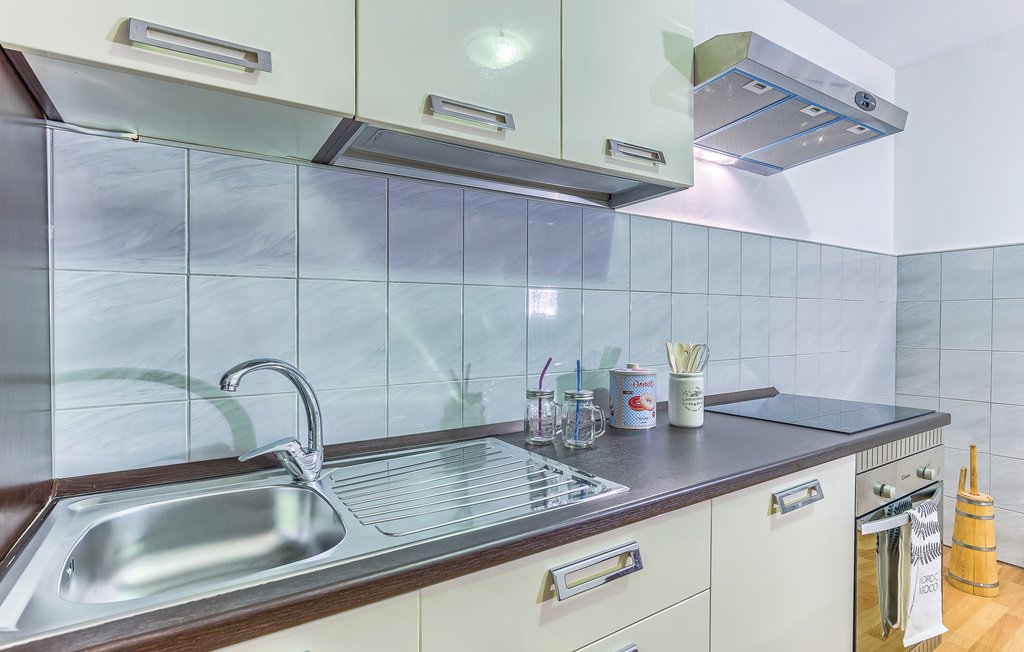 Ferienhaus - Sibenik-Vinovo Gornje , Kroatien - CDJ582 14