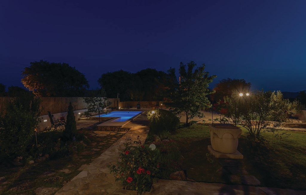 Feriehus - Sibenik-Konjevrate , Kroatia - CDJ634 14