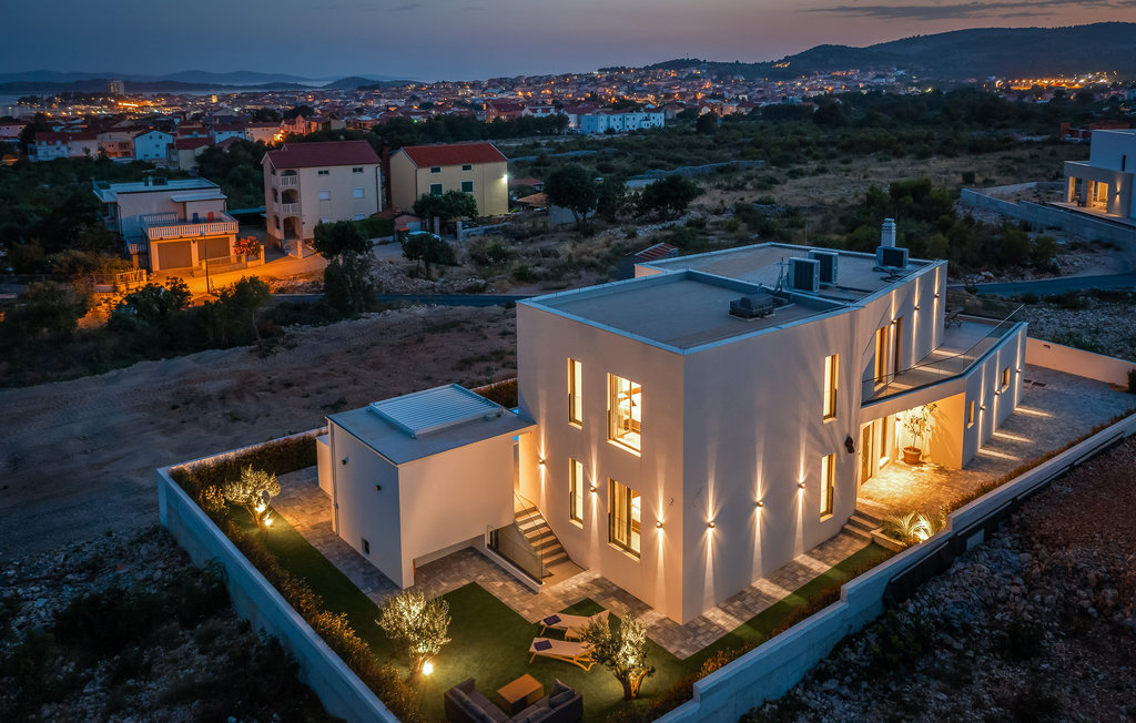 Semesterhus - Vodice , Kroatien - CDJ715 20