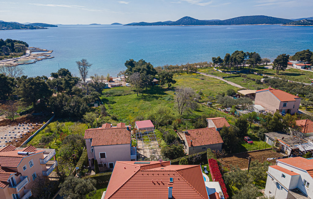 Feriehuse - Vodice , Kroatien - CDJ997 2