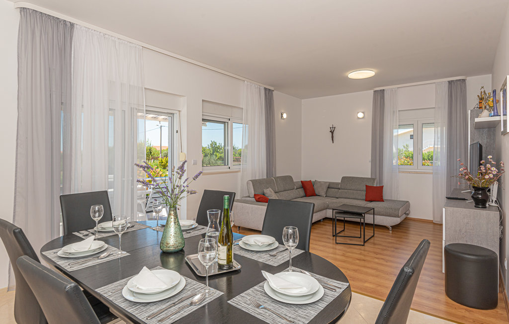 Feriehus - Sibenik-Kaocine , Kroatia - CDJ631 4