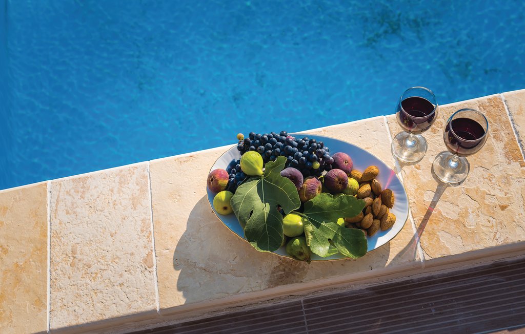 Feriehus - Sibenik-Oklaj , Kroatia - CDJ656 9