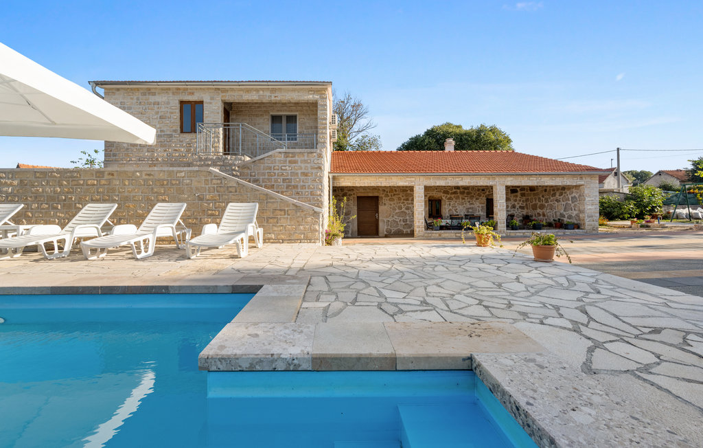 Feriehus - Sibenik-Unesic , Kroatia - CDJ743 9