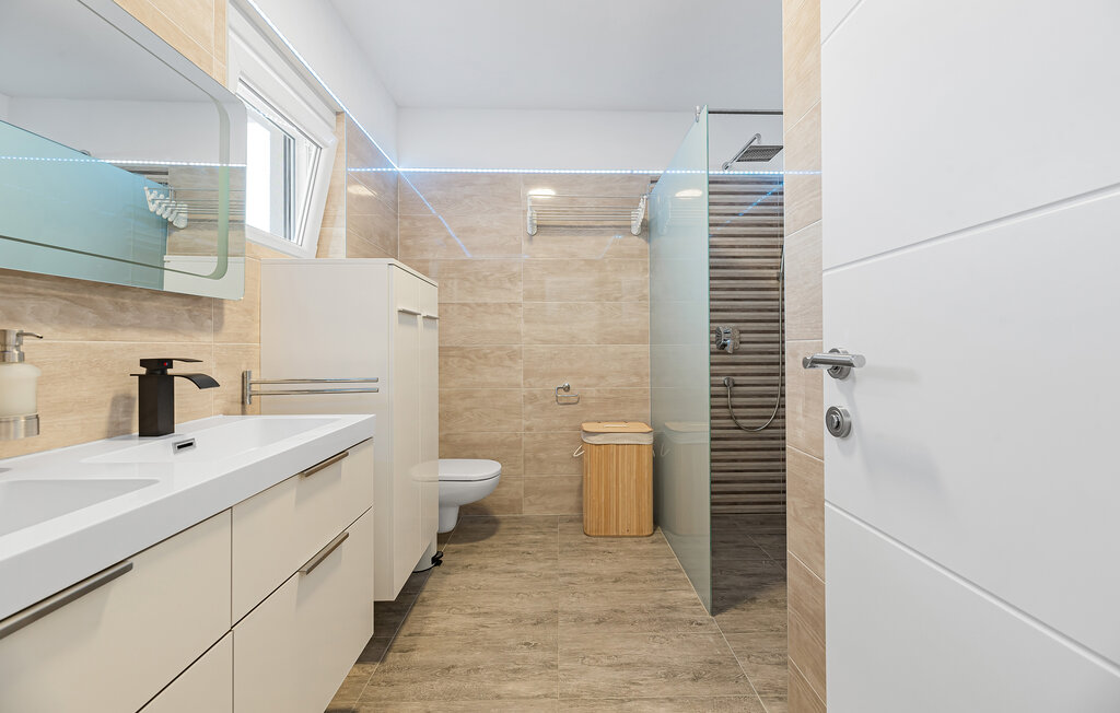 Feriehuse - Biograd-Donja Jagodnja , Kroatien - CDJ811 42