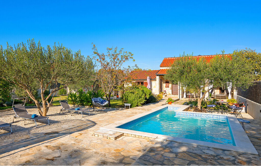 Feriehus - Sibenik-Konjevrate , Kroatia - CDJ634 1