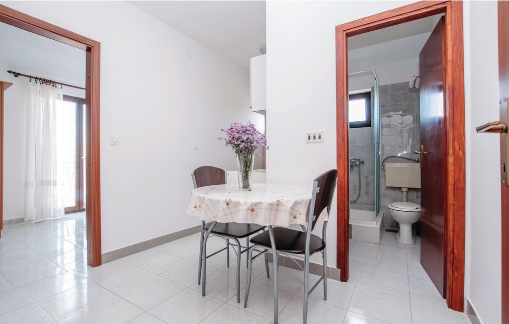 Appartement Brodarica (CDJ234)