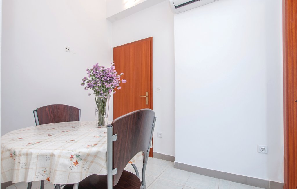 Appartement Brodarica (CDJ234)