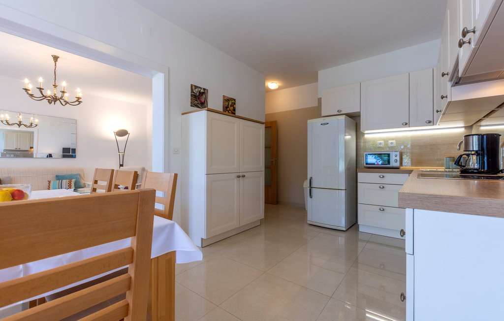 Semesterhus - Omis-Dugi Rat , Kroatien - CDM673 20