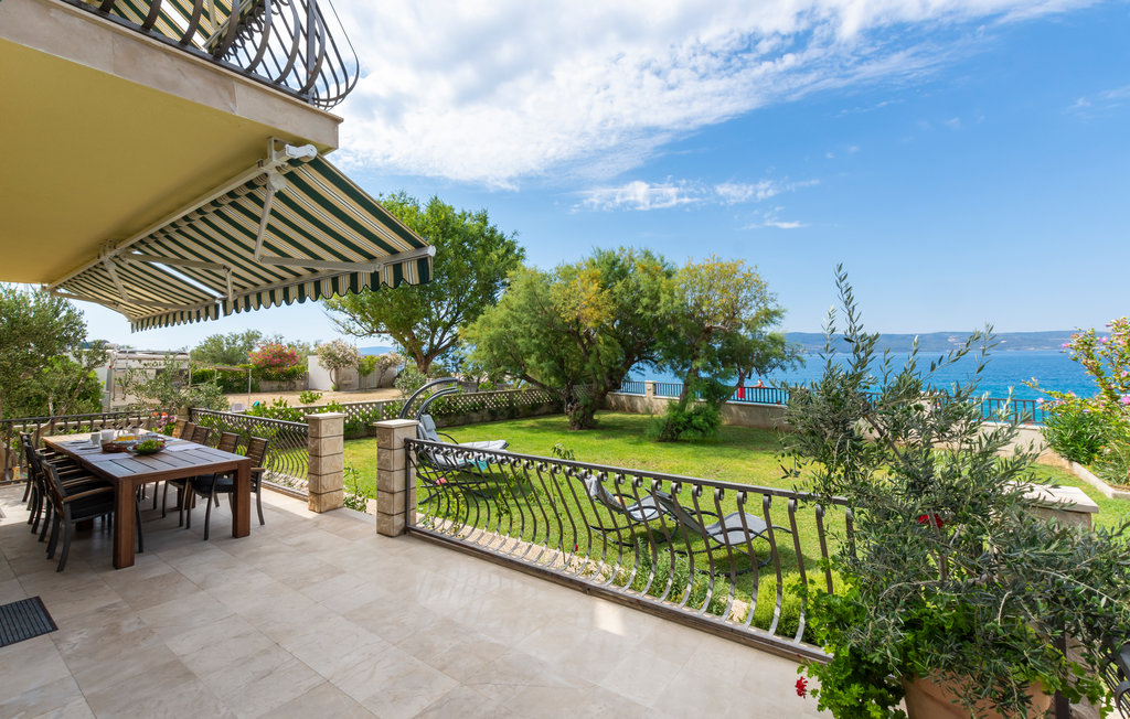 Semesterhus - Omis-Dugi Rat , Kroatien - CDM673 12