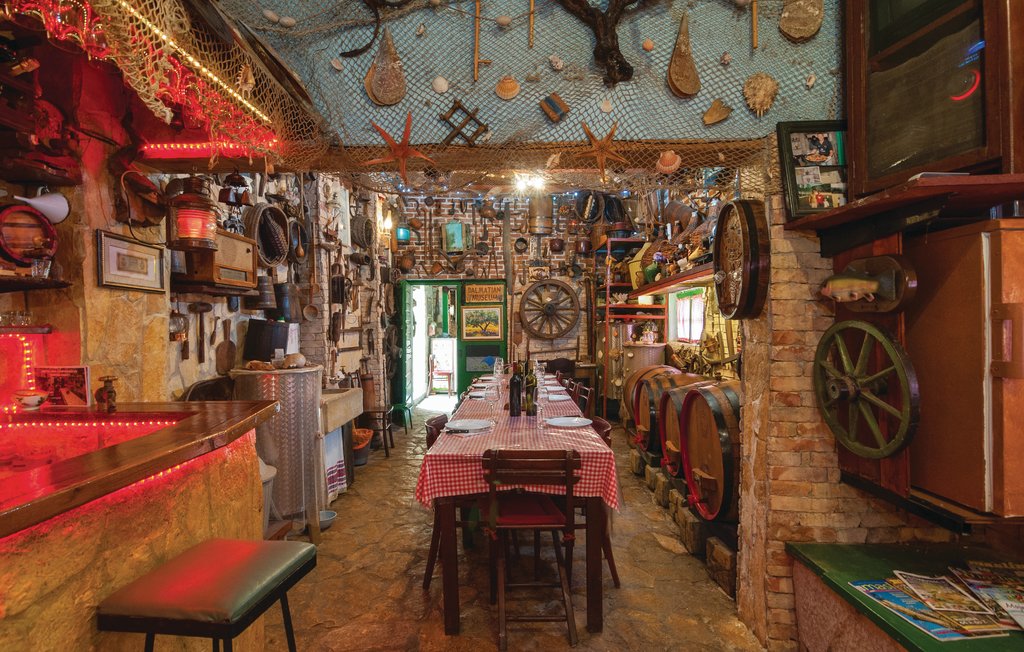 Feriehus - Omis-Dugi Rat , Kroatia - CDM828 25