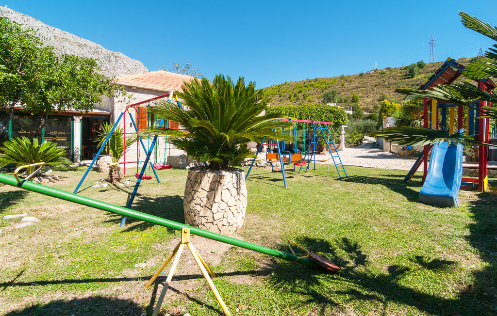 Feriehus - Omis-Dugi Rat , Kroatia - CDM828 14