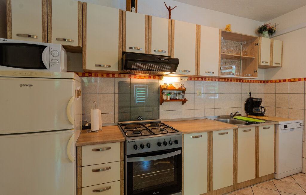 Feriehus - Omis-Podaspilje , Kroatia - CDM680 24