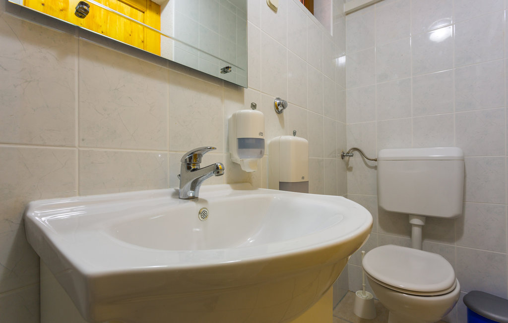 Ferienhaus - Starigrad Paklenica , Kroatien - CDN318 18