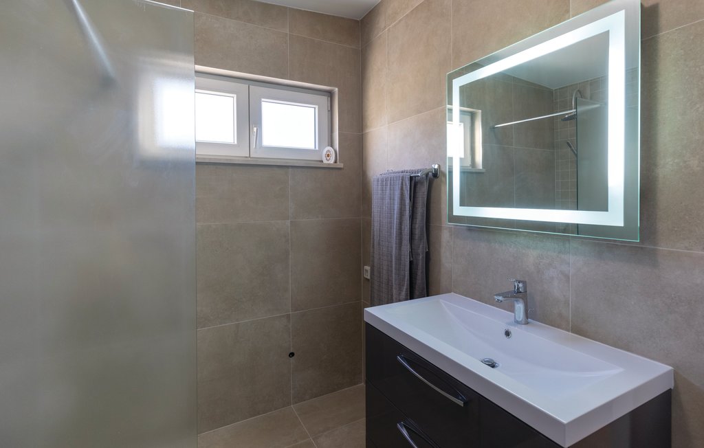 Lejlighed - Ploce-Blace , Kroatien - CDR334 18