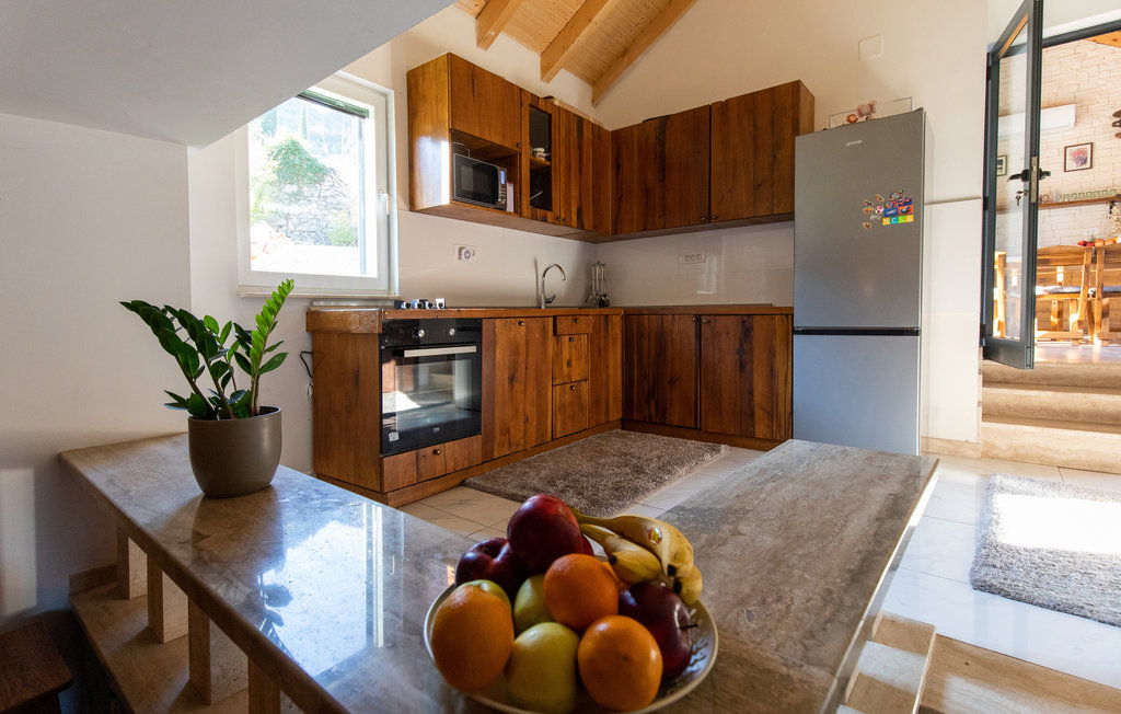 Semesterhus - Ploce-Metkovic , Kroatien - CDR512 24