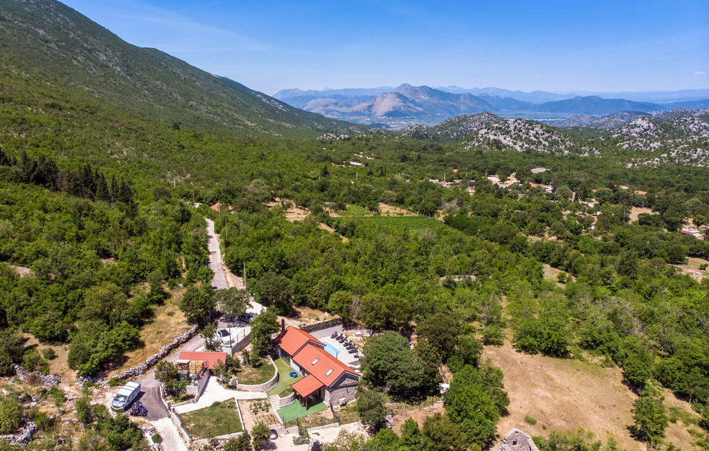 Semesterhus - Ploce-Metkovic , Kroatien - CDR512 14