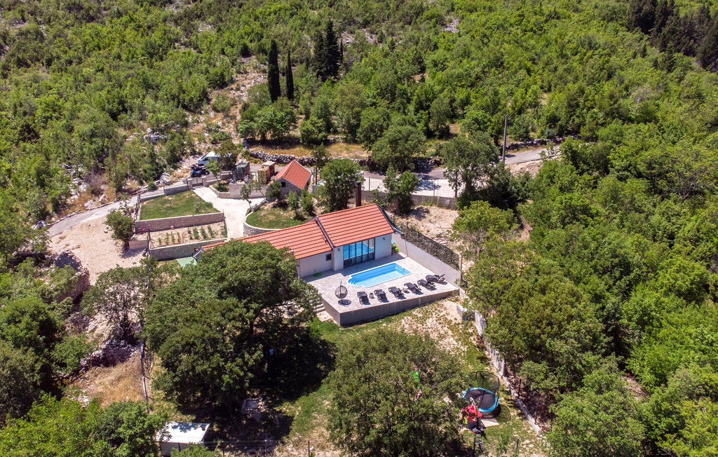 Semesterhus - Ploce-Metkovic , Kroatien - CDR512 1