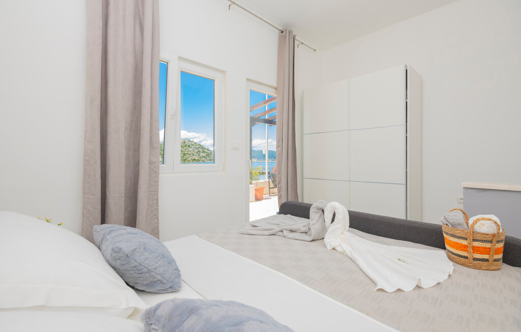 Lejlighed - Ploce-Rogotin , Kroatien - CDR570 9