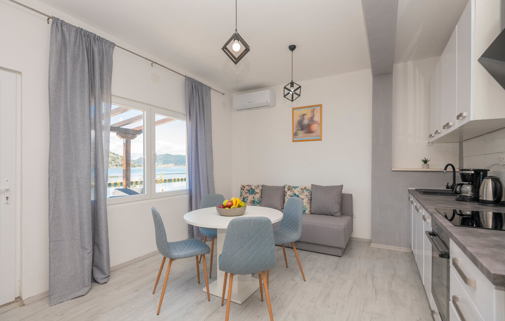 Lejlighed - Ploce-Rogotin , Kroatien - CDR570 3