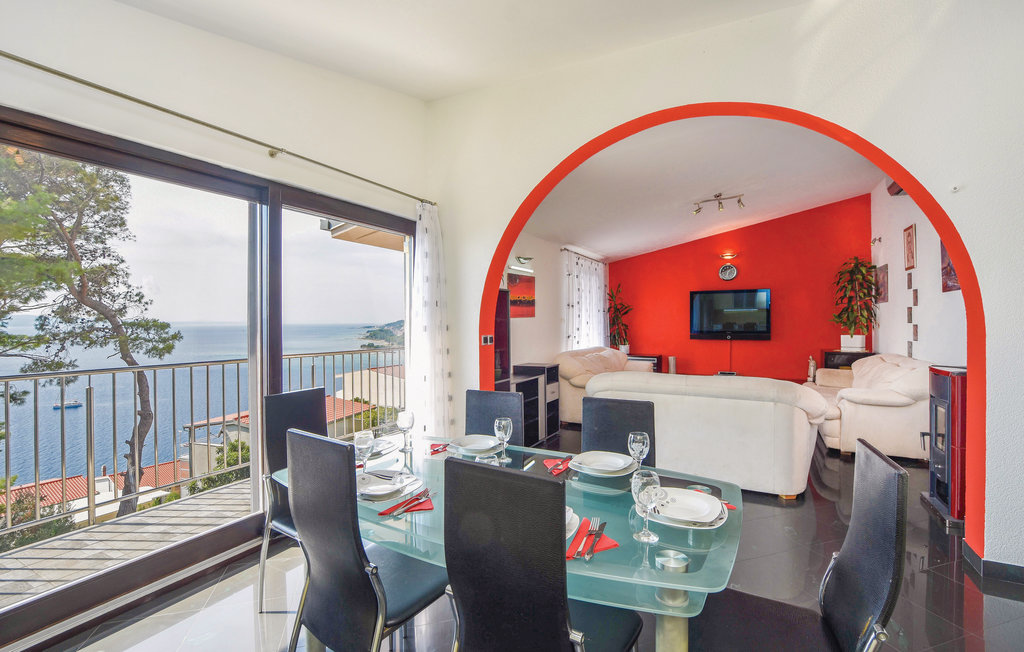 Semesterhus - Omis , Kroatien - CDT272 24