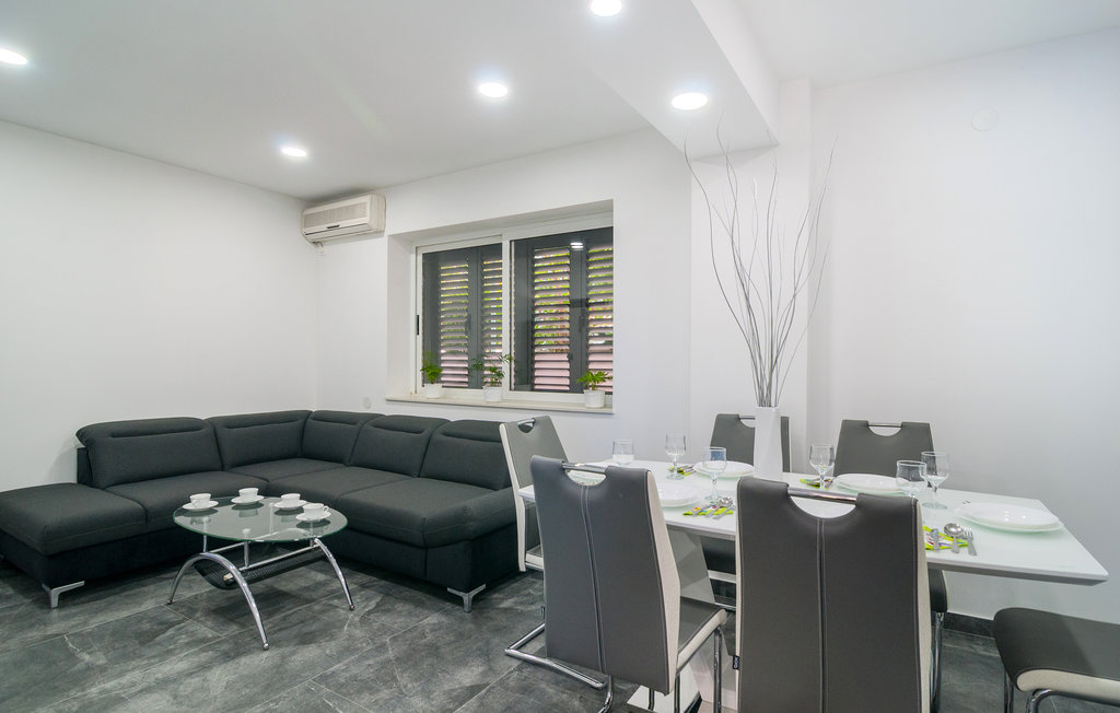 Semesterhus - Omis , Kroatien - CDT272 26