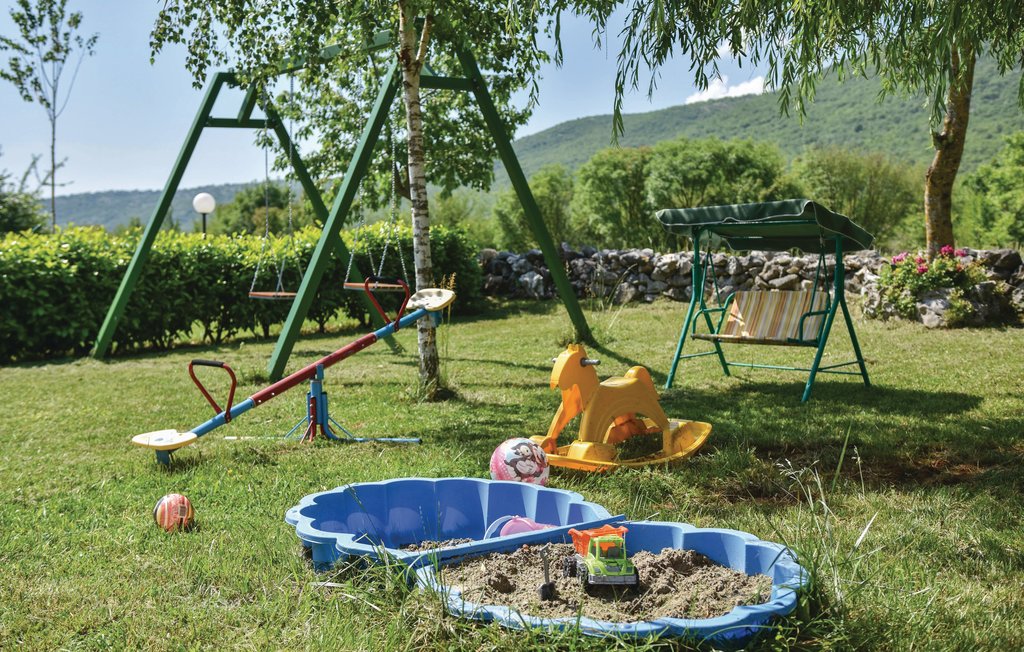 Feriehuse - Split-Vojnic Sinjski , Kroatien - CDT302 26