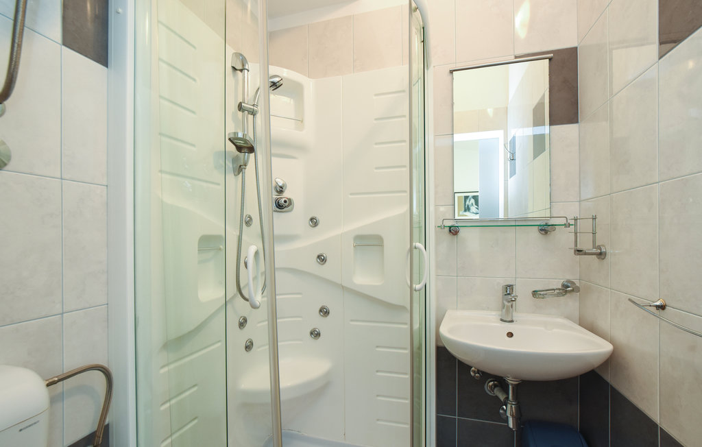 Semesterhus - Omis , Kroatien - CDT272 49