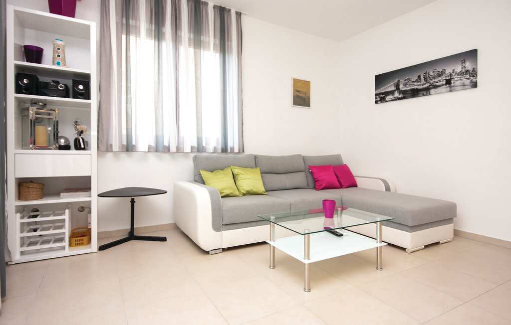 Semesterlägenhet - Sibenik-Grebastica , Kroatien - CDV661 17