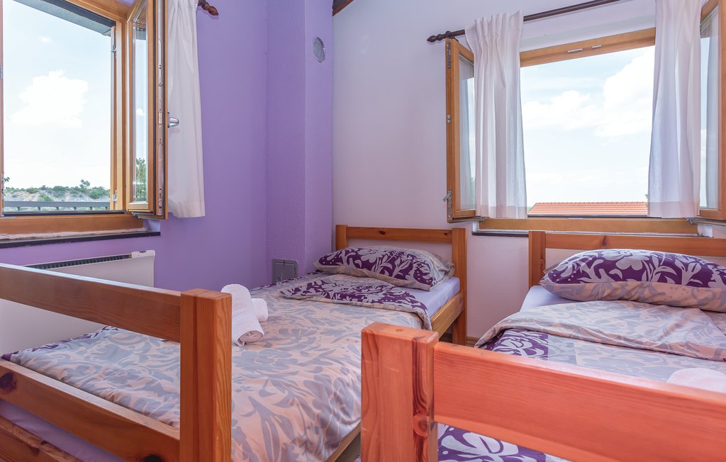 Ferienhaus - Sibenik-Bogatic , Kroatien - CDV807 30