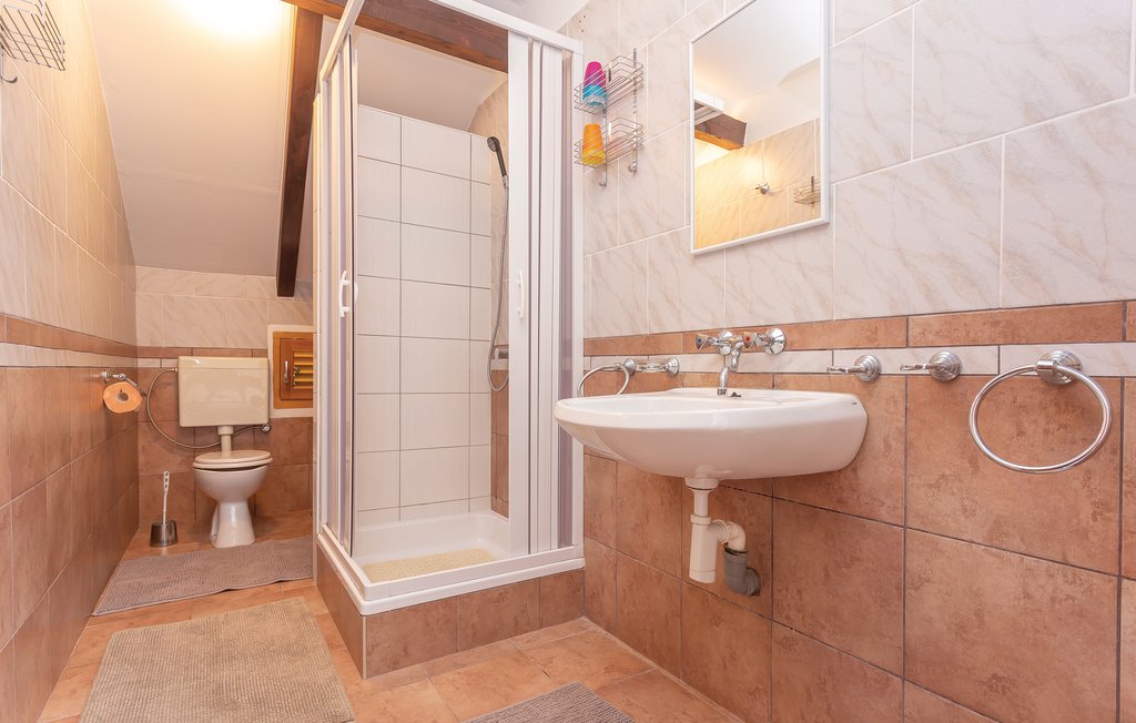 Ferienhaus - Sibenik-Bogatic , Kroatien - CDV807 33