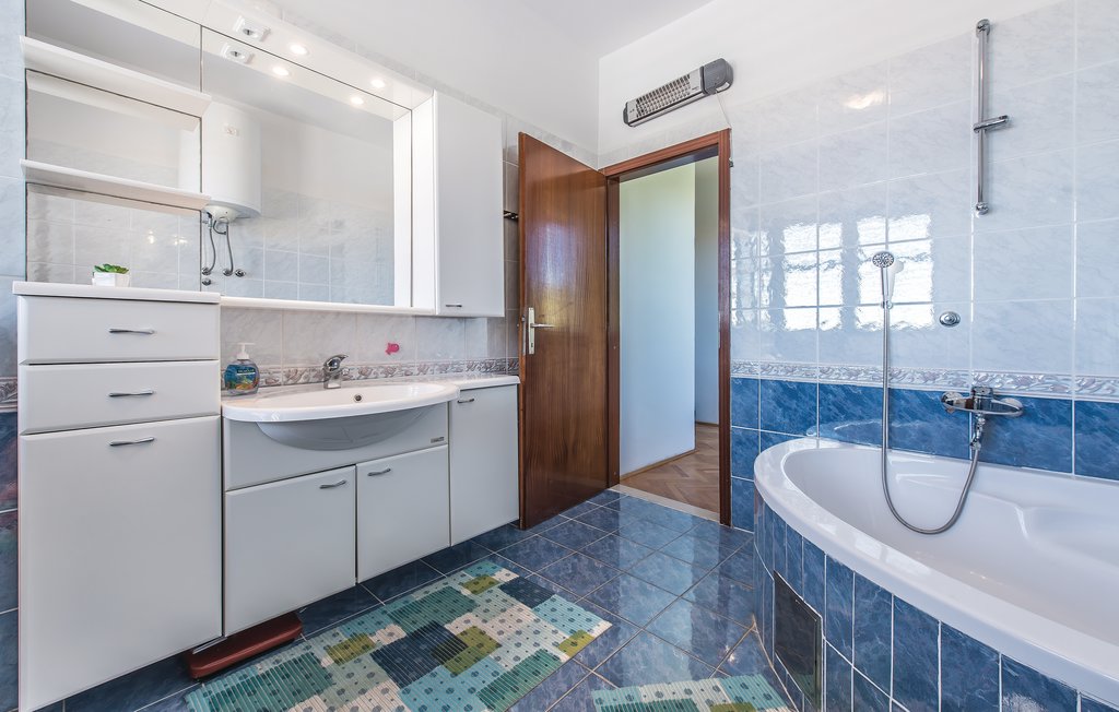 Ferienhaus - Vodice-Tribunj , Kroatien - CDV810 40