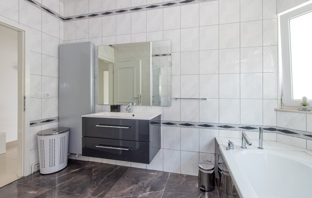 Feriehus - Vodice , Kroatia - CDV812 23