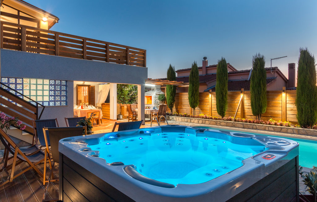 Semesterhus - Pula-Loborika , Kroatien - CIC402 21