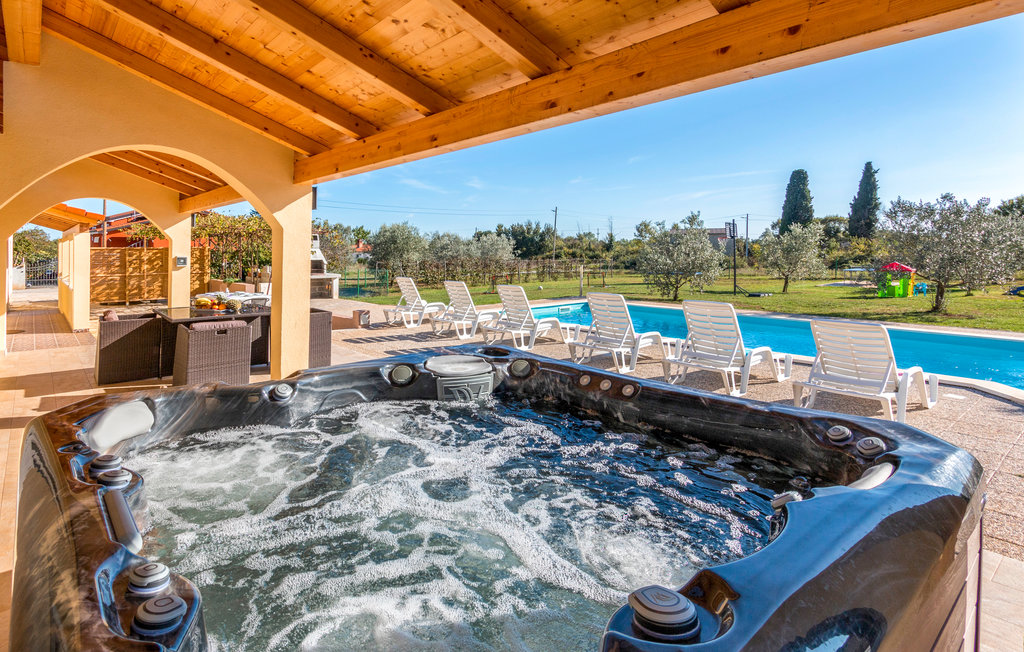 Feriehus - Pula-Radeki Glavica , Kroatia - CIC636 2