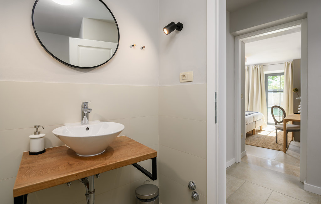 Semesterhus - Tinjan , Kroatien - CIC795 40