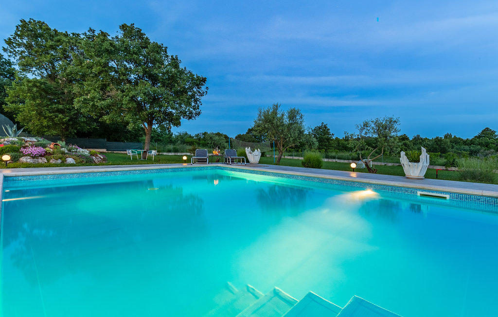 Semesterhus - Pula-Loborika , Kroatien - CIC120 18