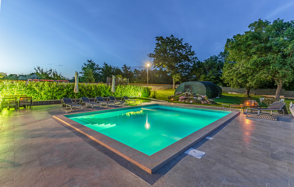 Semesterhus - Pula-Loborika , Kroatien - CIC120 19