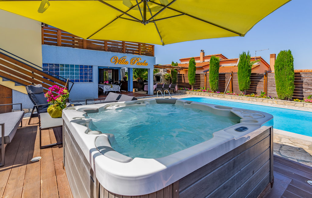 Semesterhus - Pula-Loborika , Kroatien - CIC402 7